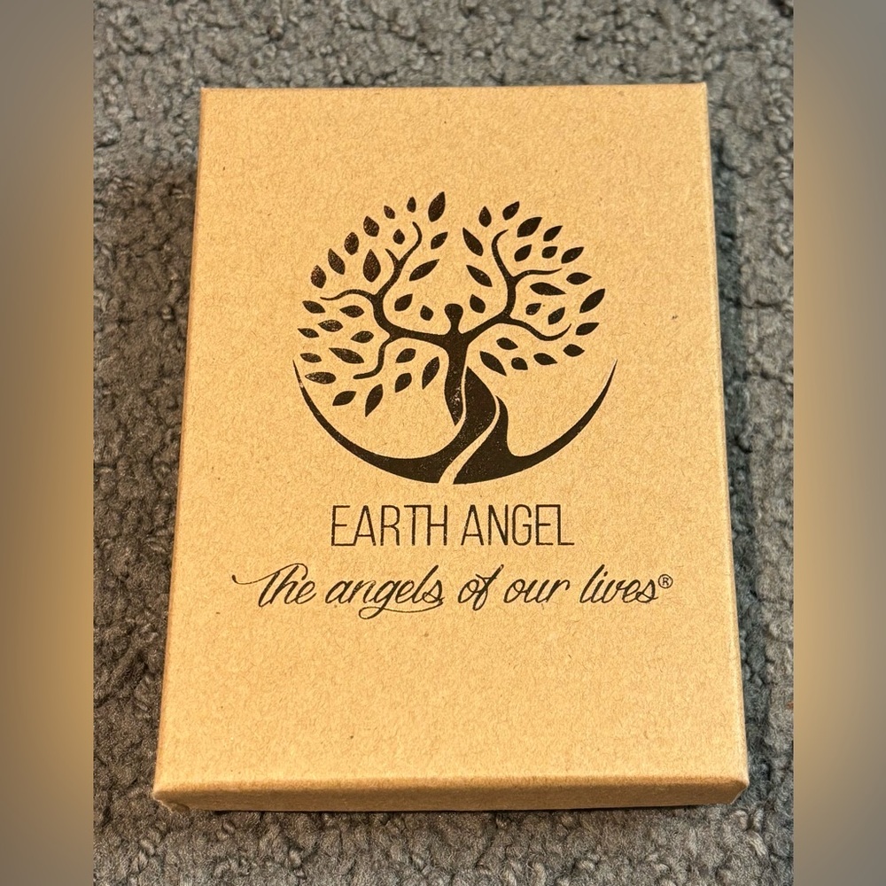 Earth Angel The Angels of Our Lives Gift Box 4” x 5.25” x 0.25”
